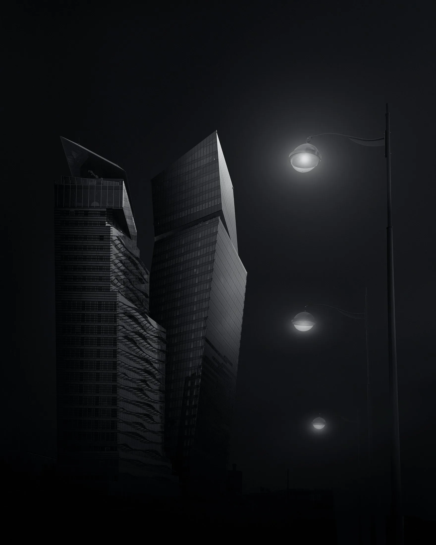 Architecture fine-art en noir et blanc, &eacute;tude de lignes et de volumes