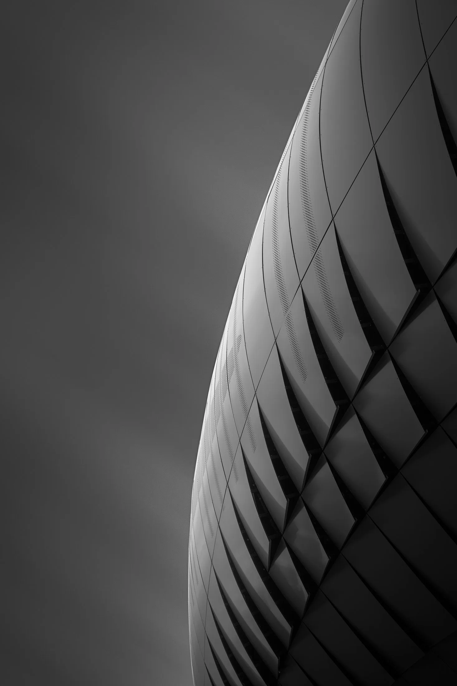 Architecture fine-art en noir et blanc, &eacute;tude de lignes et de volumes