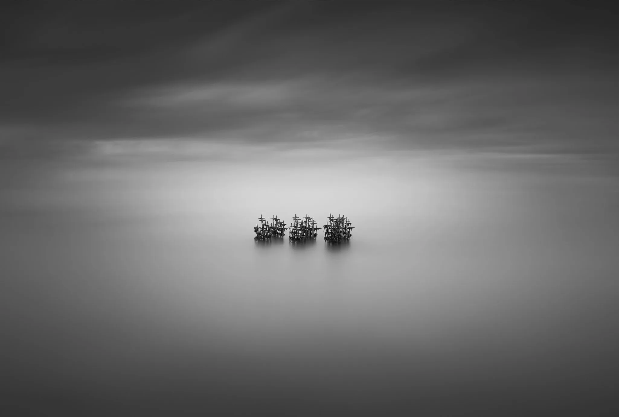 Paysage marin fine-art en pose longue, noir et blanc