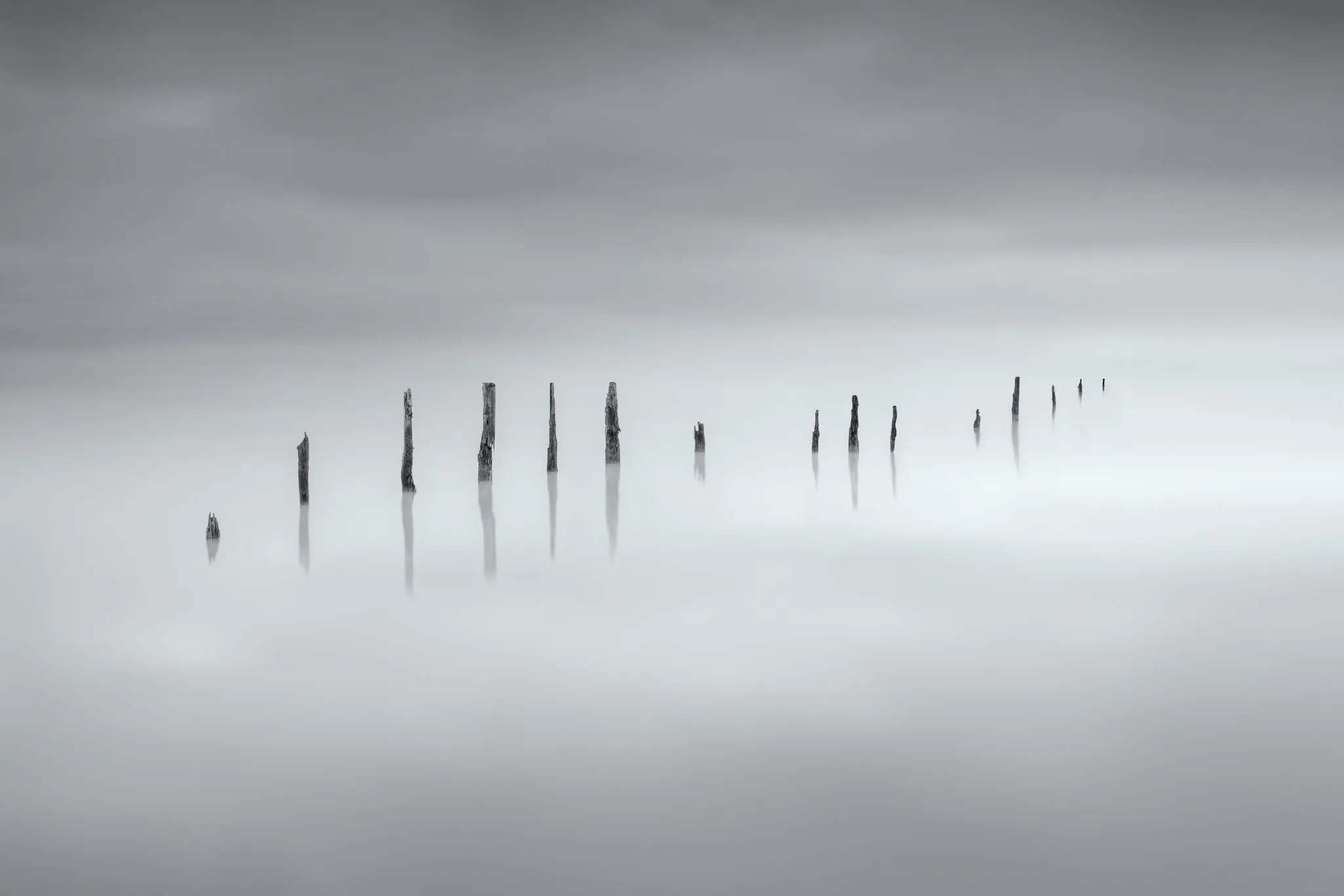 Paysage marin fine-art en pose longue, noir et blanc