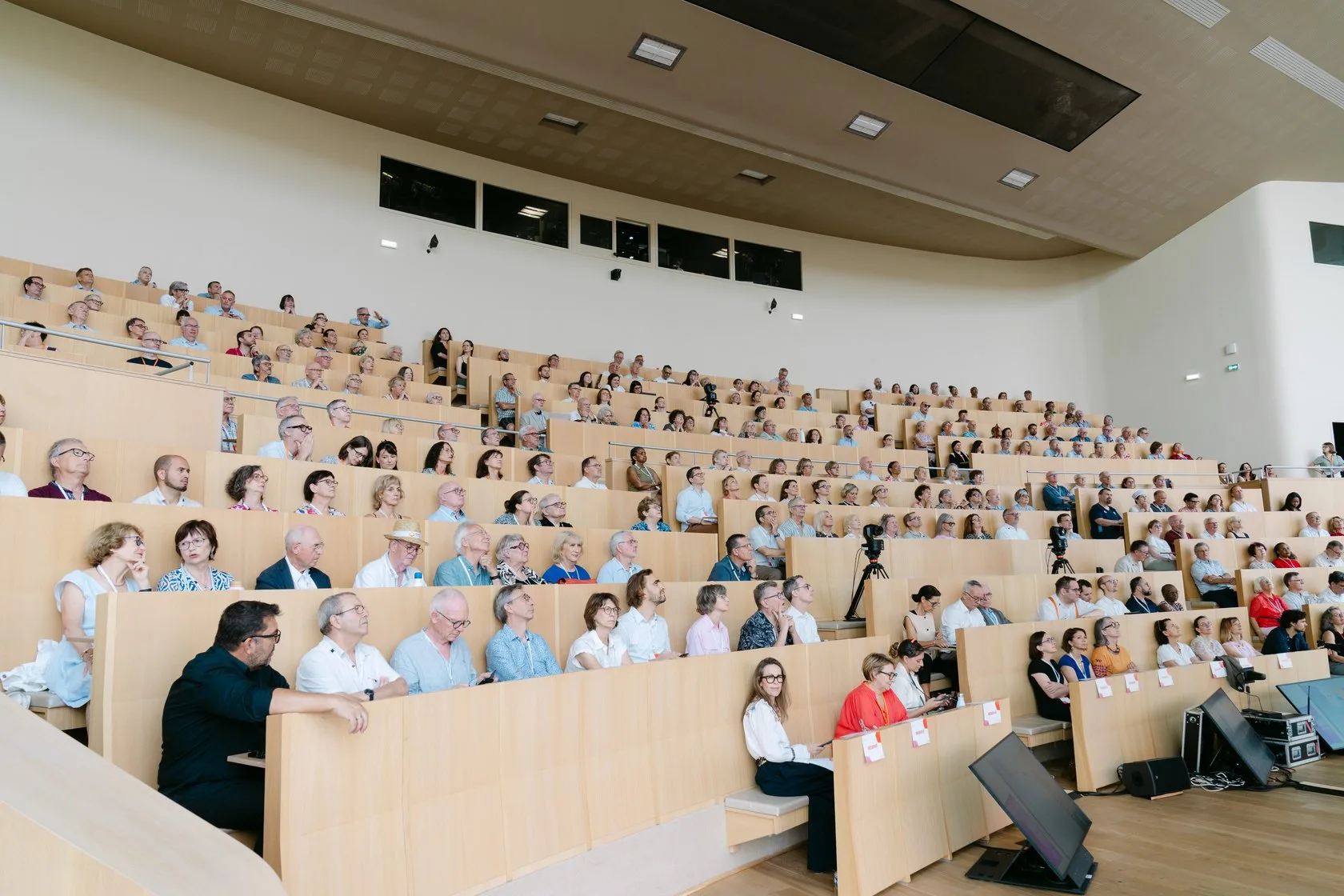 Assembl&eacute;e g&eacute;n&eacute;rale d'Harmonie Mutuelle au Carr&eacute; des Docks