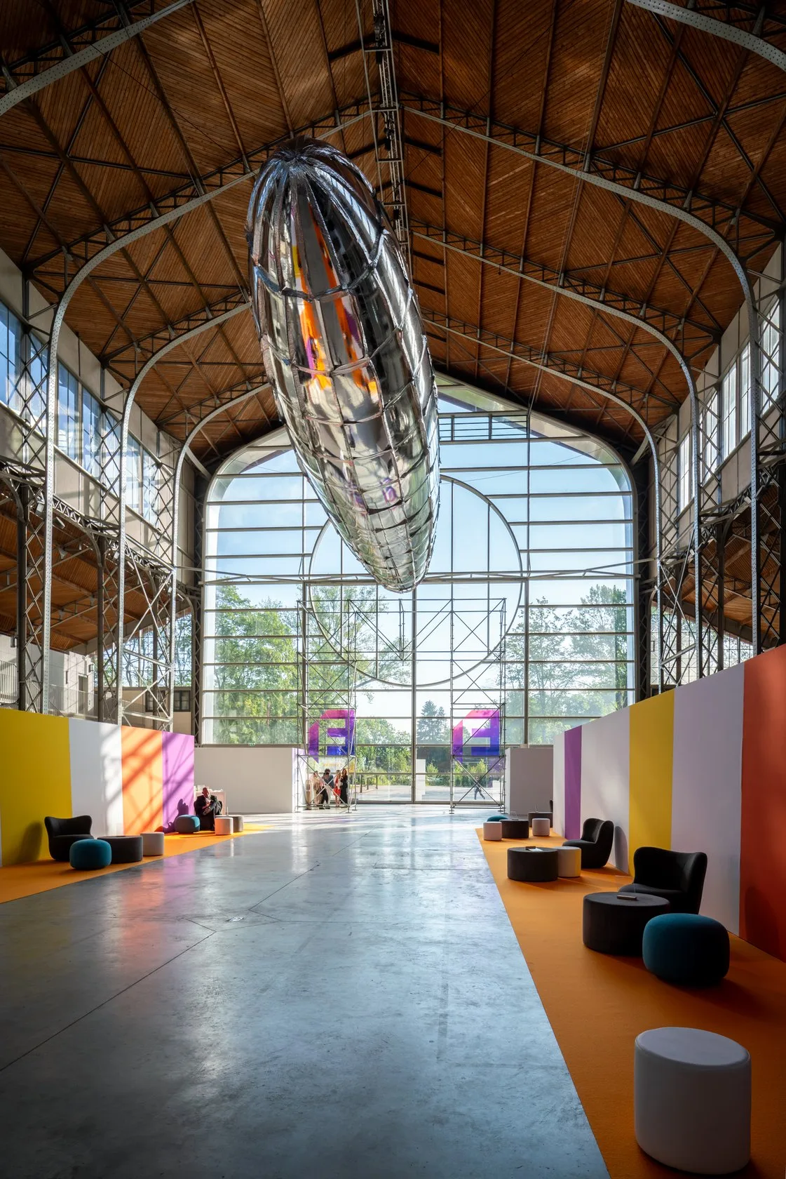 Assembl&eacute;e &eacute;lective du MEDEF au Hangar Y
