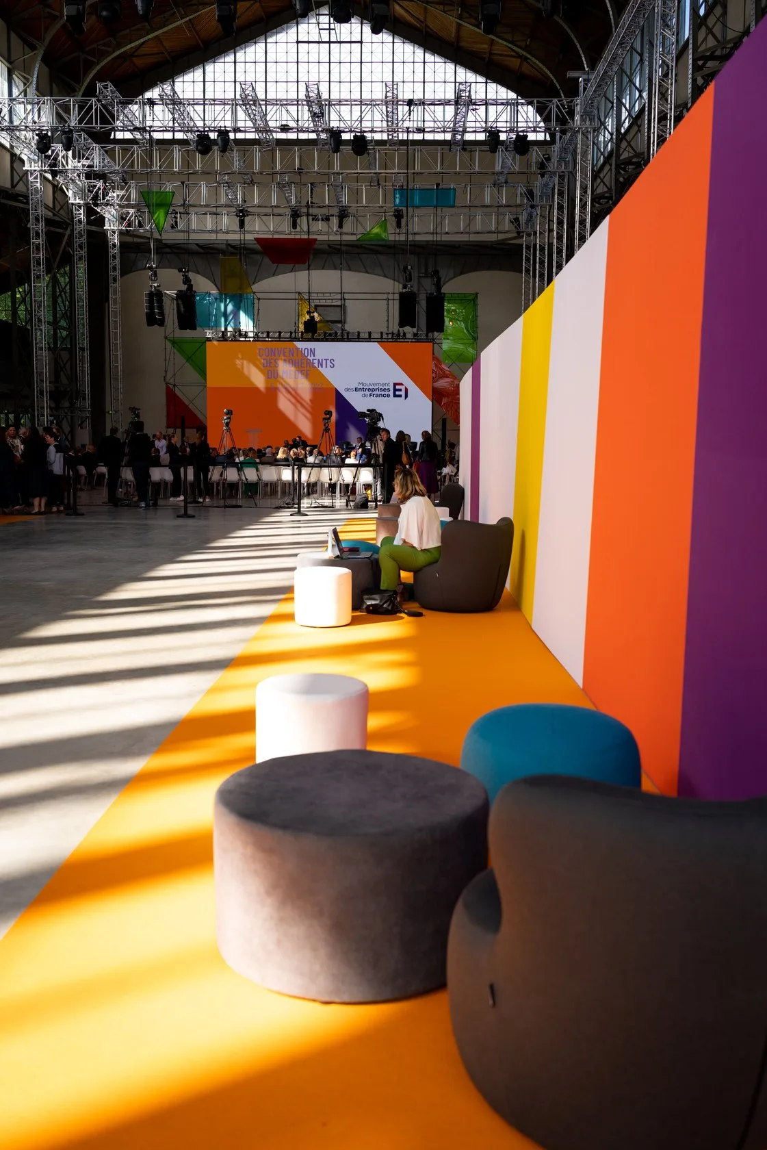Assembl&eacute;e &eacute;lective du MEDEF au Hangar Y