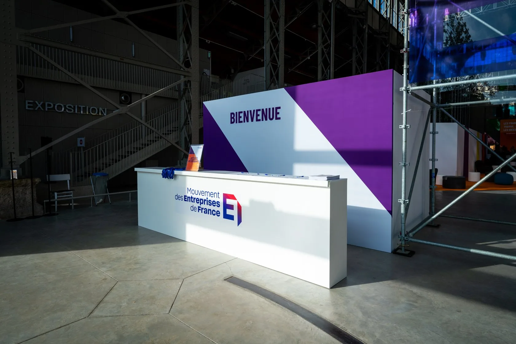 Assembl&eacute;e &eacute;lective du MEDEF au Hangar Y