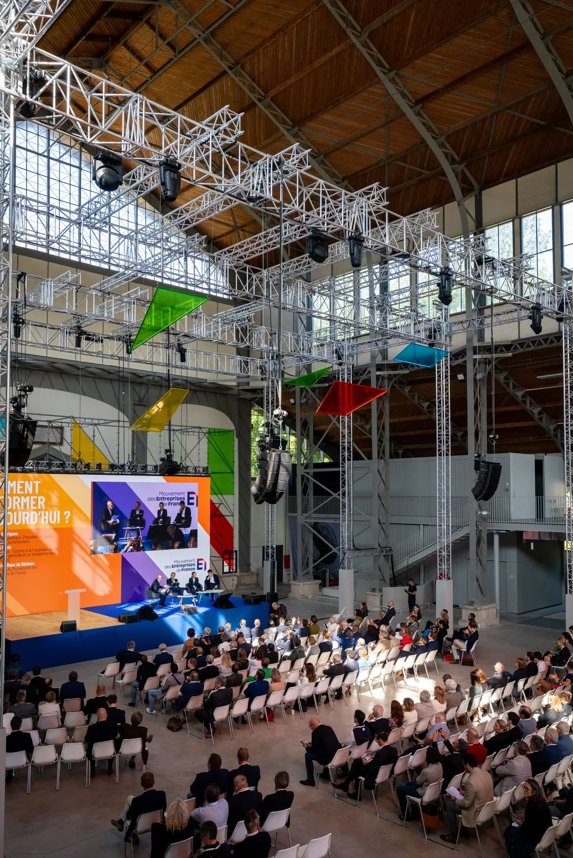 Assembl&eacute;e &eacute;lective du MEDEF au Hangar Y